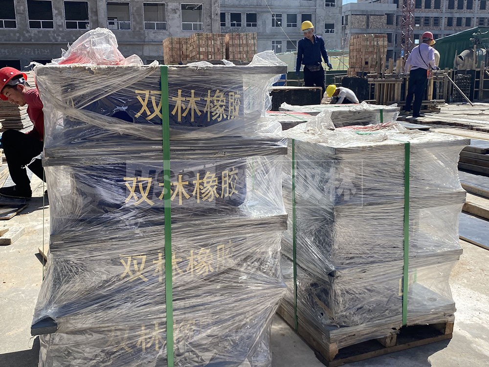 LNR隔震支座500